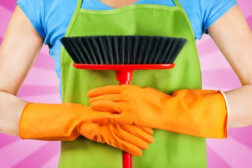 SE11 home cleaning team handling access and apartment building needs